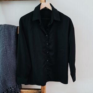 3/$20 Black Button-Up Blouse Classic Capsule Wardrobe (Size Medium)